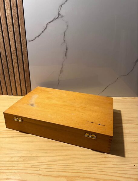 Set jocuri clasice in cutie de lemn – 6 jocuri in 1 perfect pentru familii